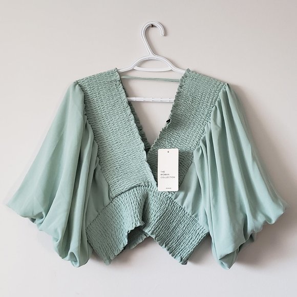 NWT Lantern Sleeves Fashionable Top Blouse - Picture 5 of 5